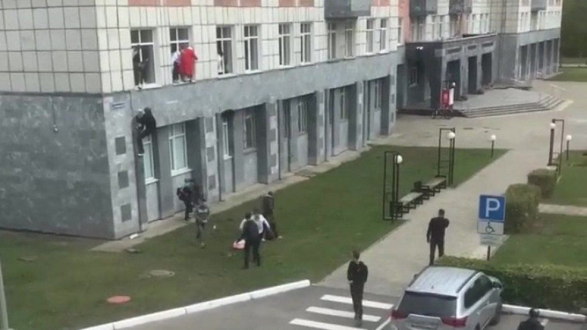 Пермь университетіндегі атыс: бес адам қаза тапты