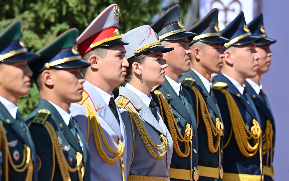 Қазақстанда бірқатар әскери лауазым иелерінің шені өсті