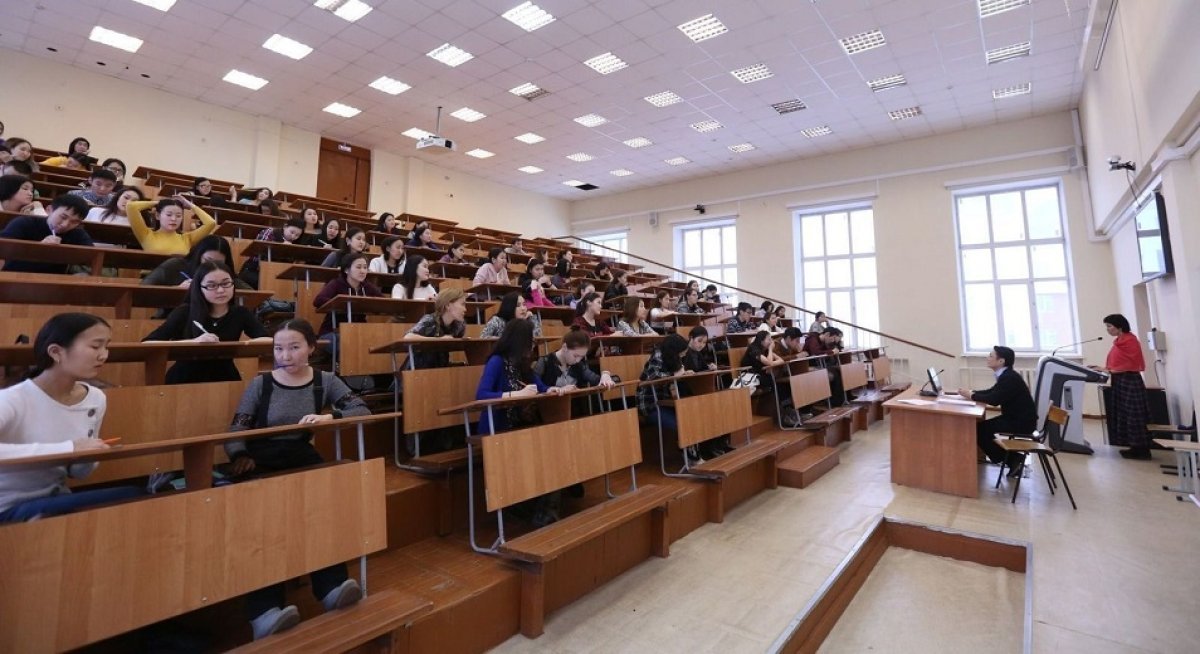 Қазақстанда колледждерге түсуге қанша үміткерден өтініш қабылданады