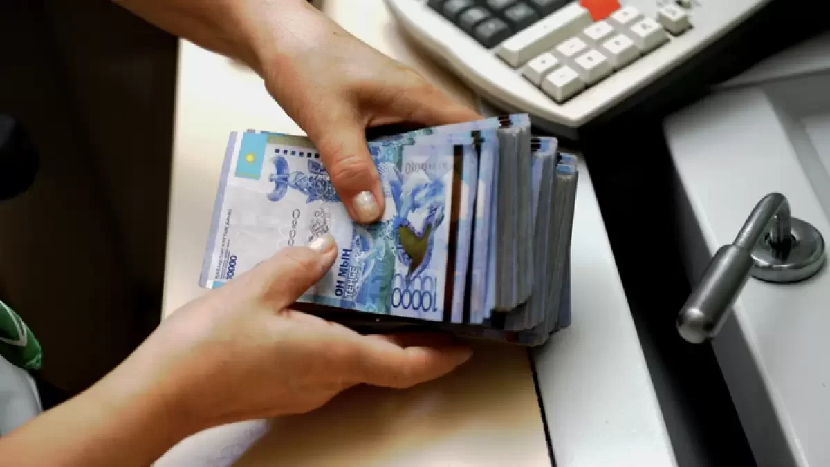 Жетісу облысында білім бөлімінің бухгалтерлері 34 млн теңге жымқырған