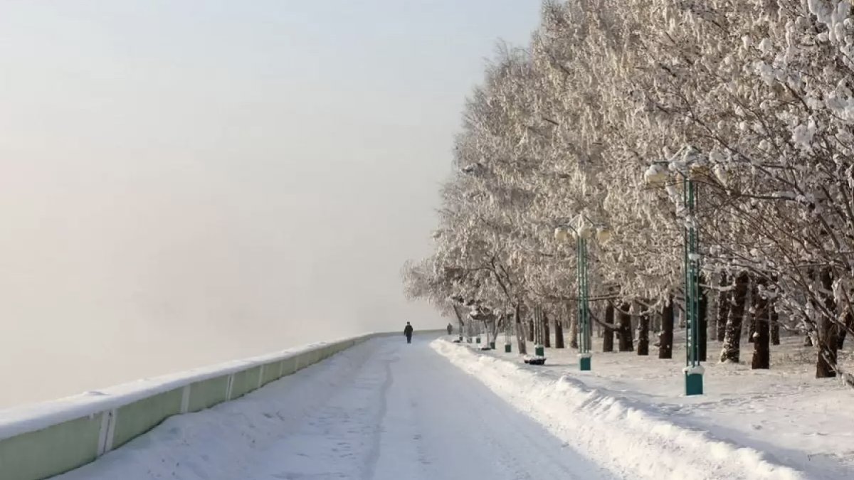 25 желтоқсанға арналған ауа райы болжамы: Қай өңірде аяз күшіне енеді