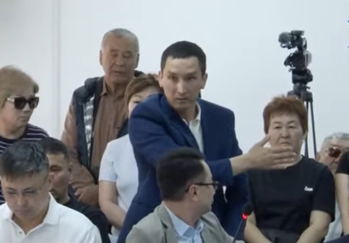 Судья Қаржаубай Нұрымовқа соңғы ескерту жасады