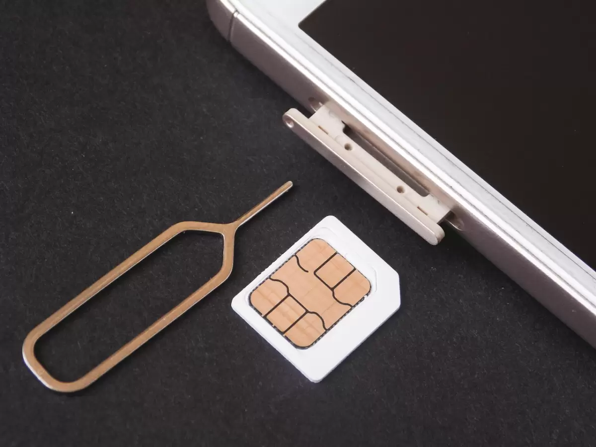 Қазақстанда SIM-карталарды базарда не көшеде сатуға тыйым салынуы мүмкін