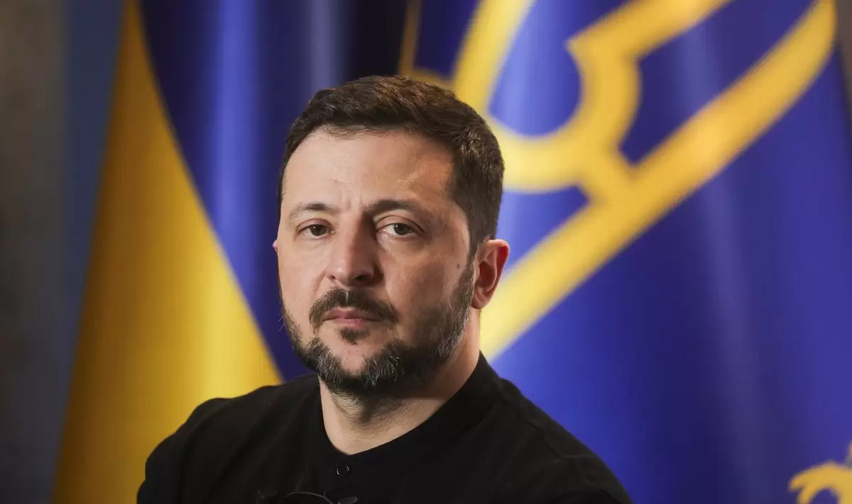 Зеленский Путинмен жеке кездесуге дайын екенін мәлімдеді
