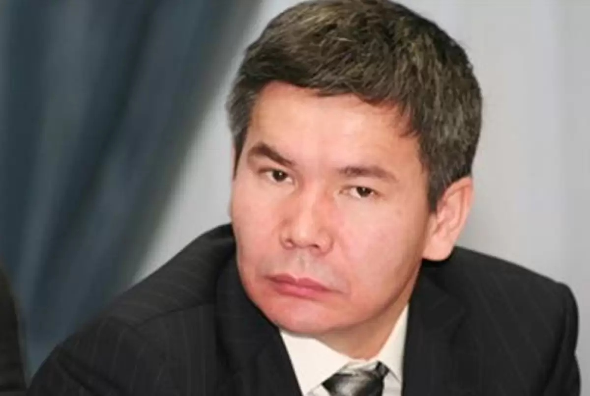 Рысқалиевті аңду мен Қазақстан елшілігі алдындағы жалған наразылық: Ресей тыңшыларына үкім шықты