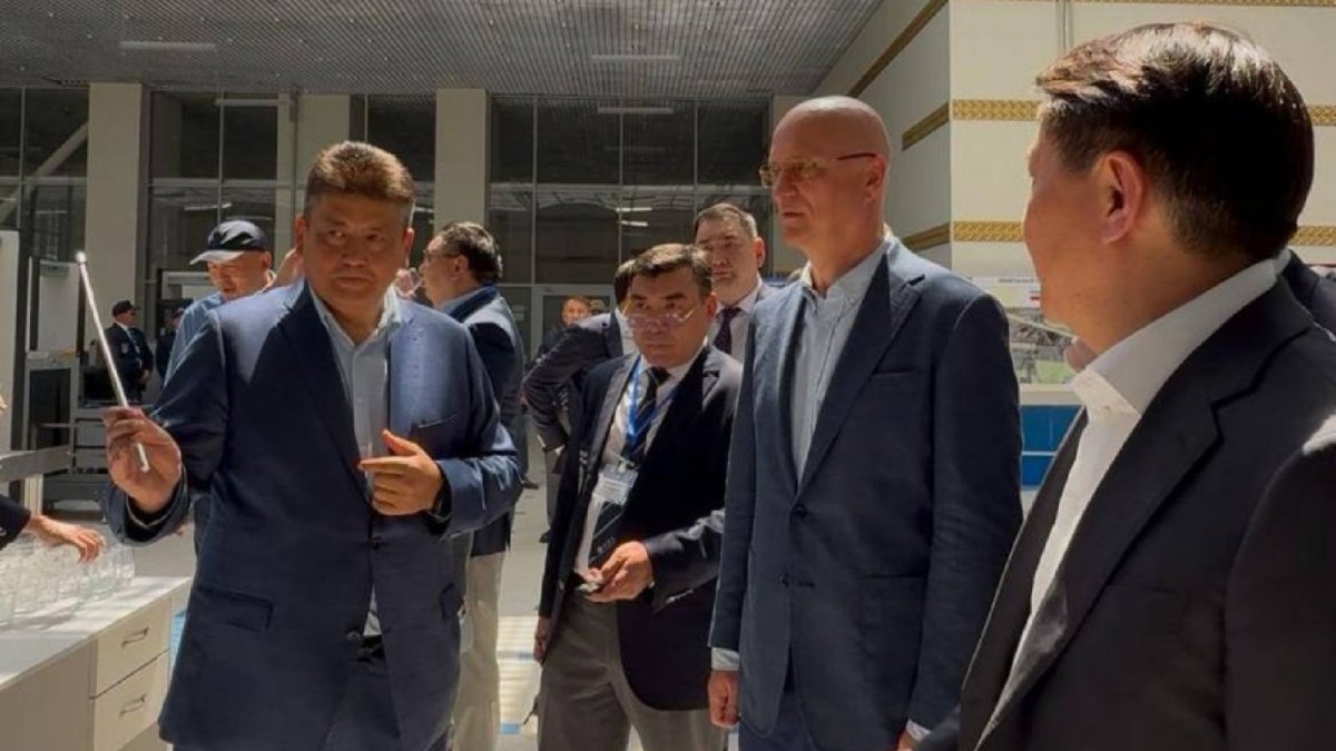 Тоқаевтың тапсырмасы: Скляр арнайы «Нұр Жолы» Қазақстан-Қытай өткізу бекетіне барды