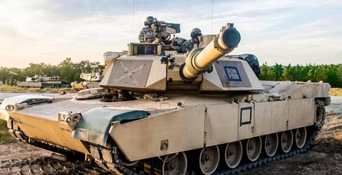 Аустралия АҚШ-тан рұқсат алған соң Украинаға Abrams танктерін жеткізе бастады