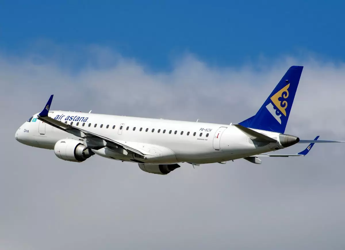 10 жастағы бала Түркия әуежайында екі күн қалып қойған: Air Astana қалай жазаланды