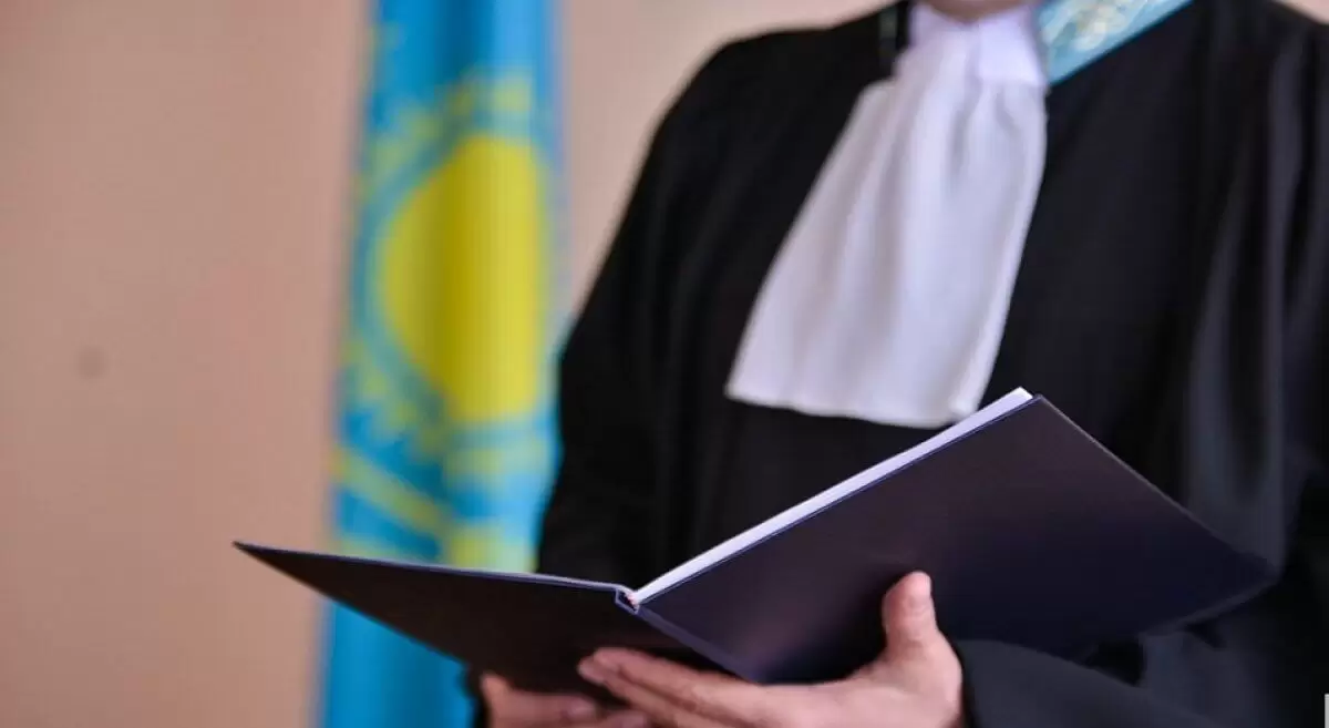 Путиннен «қазақ жерлерін қайтаруды» талап еткен әйелге үкім шықты