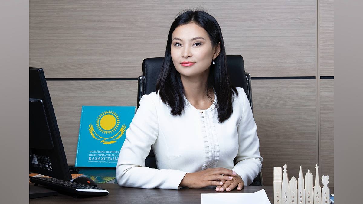Әсел Жанасова президент кеңесшісі болып тағайындалды