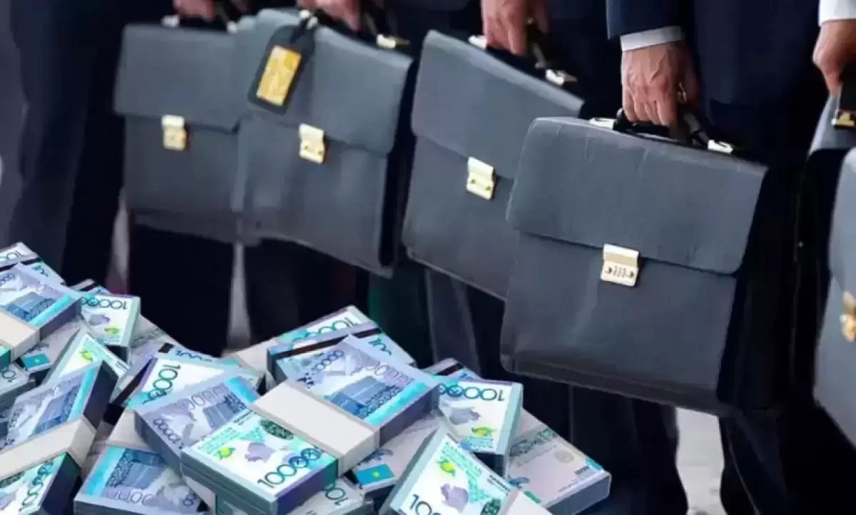 Тоқаев қол қойды: алдағы уақытта кімдердің жалақысы 50 пайыз көтерілетіні белгілі болды