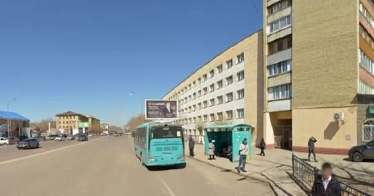 Қарағандыда әйел аялдамада босанып қалды: шақалақ жансақтау бөлімінде жатыр