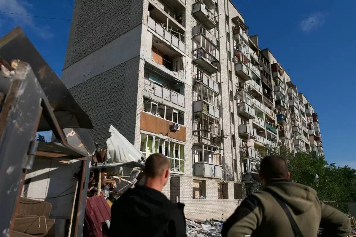 Ресей Украинаға зымыран және дрондармен шабуыл жасады: ұшқыш қаза тапты, зардап шеккендер бар