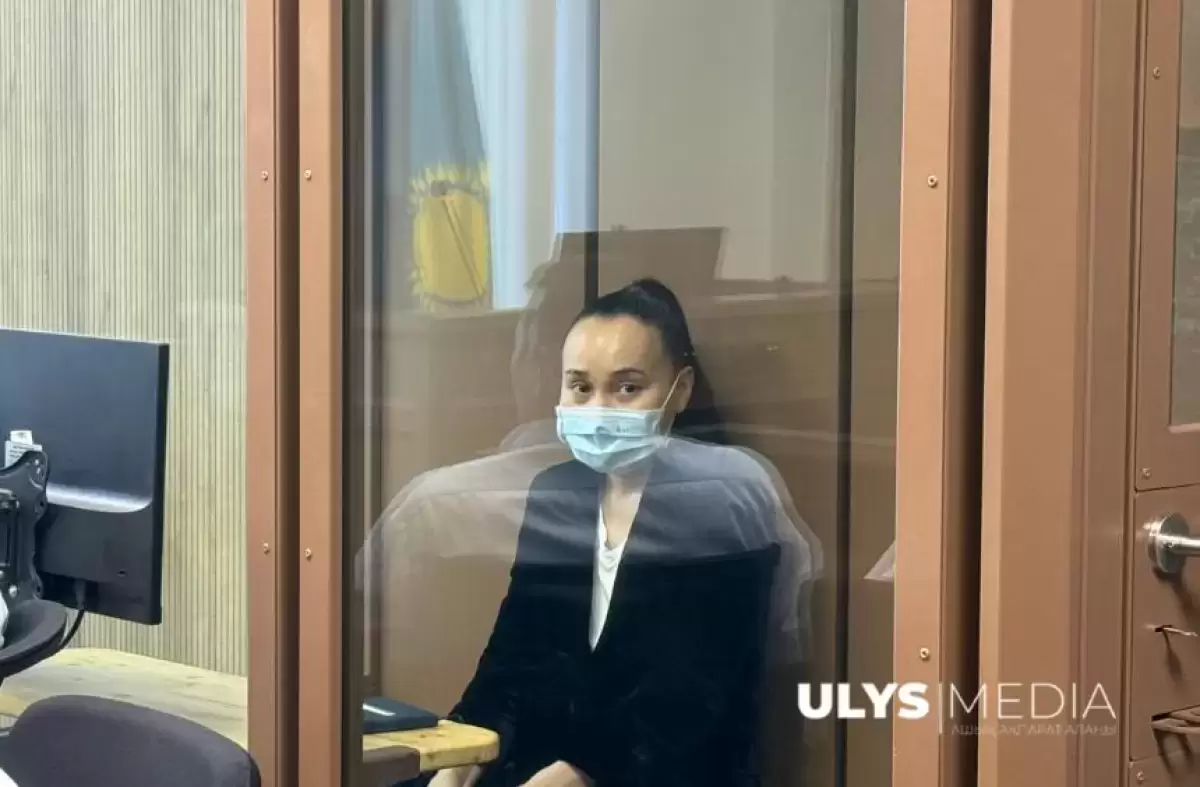 Перизат Қайрат мүгедек балаларға көмектесемін деген сылтаумен ақшаны қалай жымқырған