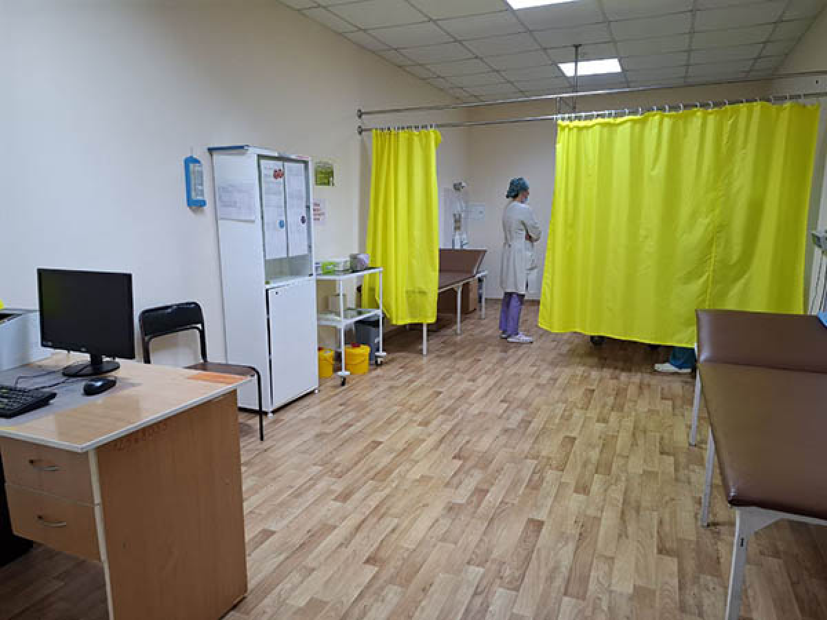 Қостанайда ер адам операциядан шыққан дәрігерді аяусыз соққыға жыққан