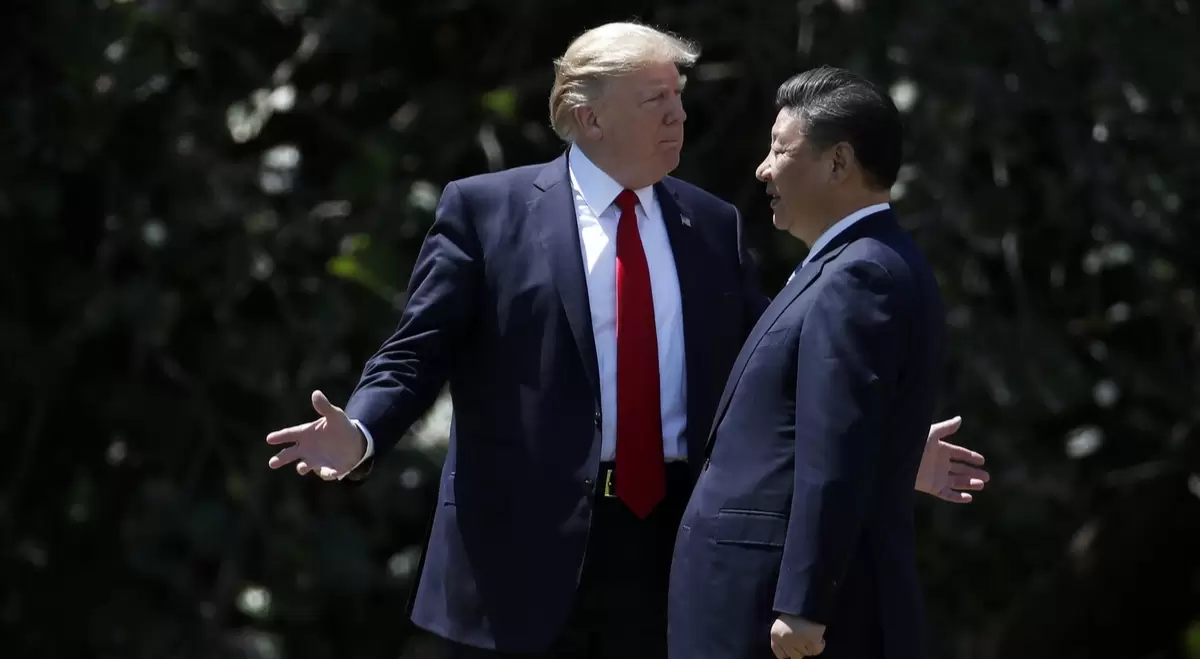Трамп Си Цзиньпин үшін дипломатиялық "қылмыс" жасады