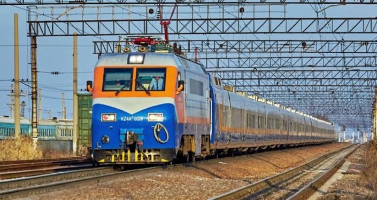 Алматы облысында бір адам пойыз астына түсіп көз жұмды
