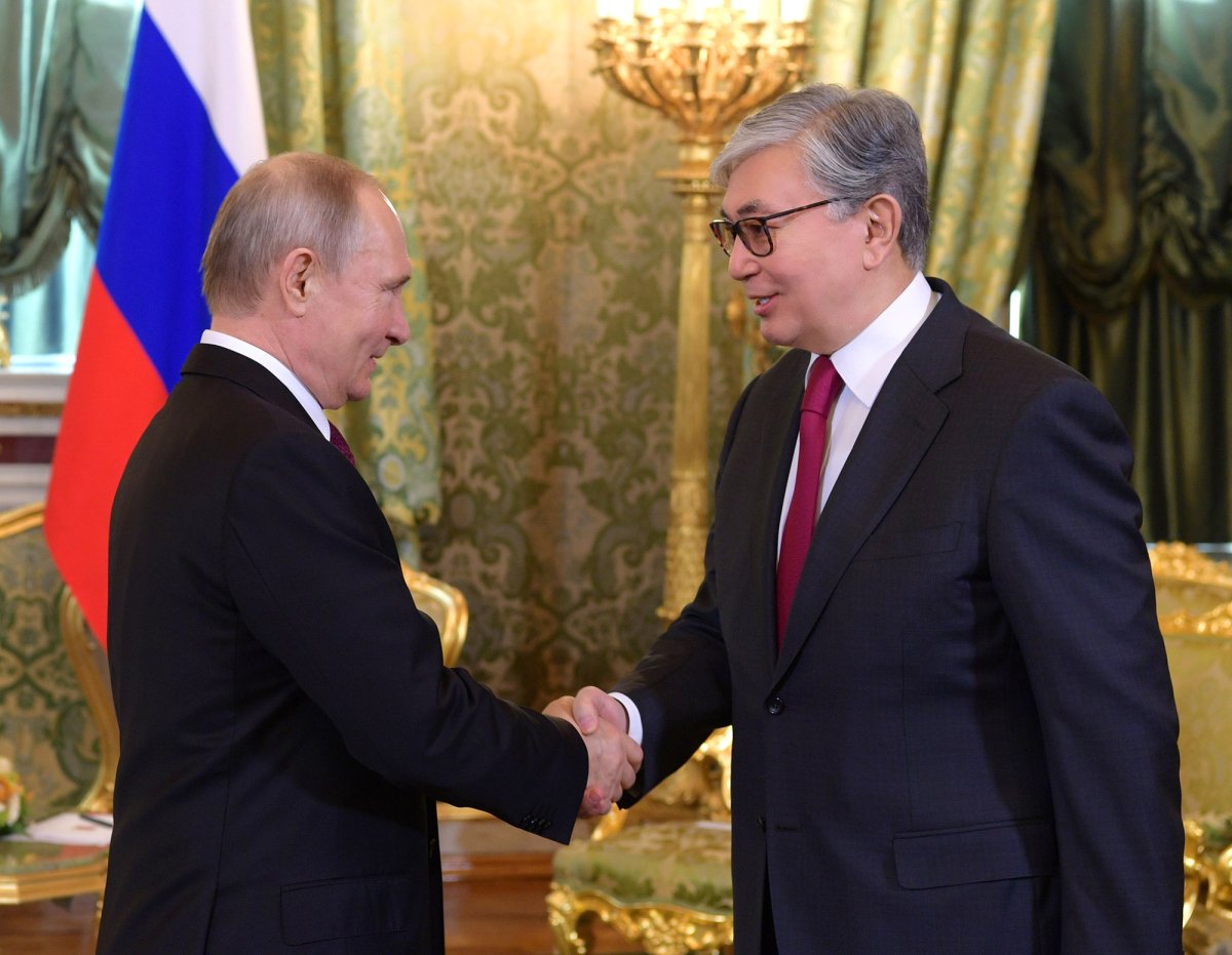 Тоқаев пен Путин телефонмен сөйлесті