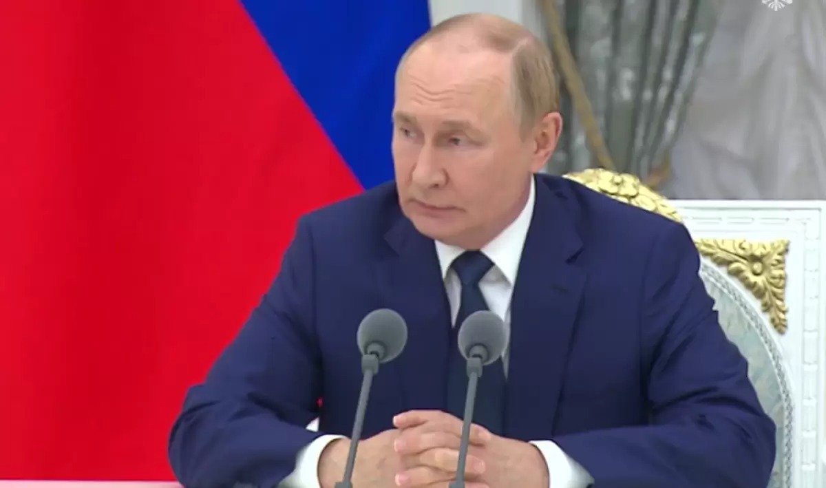Путин Украинадан Донбасс пен Луганскіден бас тартуды талап етті