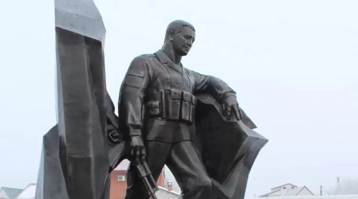 Оралдық тұрғын қала әкімін сотқа берді