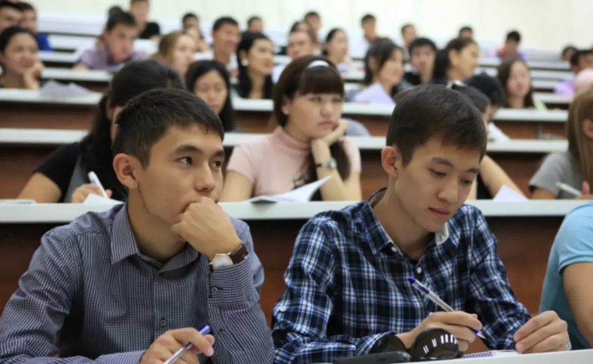Қазақстанда колледжге құжат тапсыру мерзімі ұзартылды
