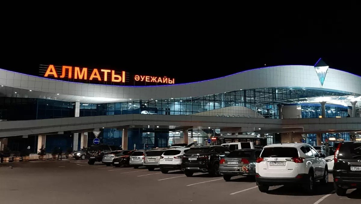 Алматы әуежайының дәретханасында жолаушы суицид жасамақ болды