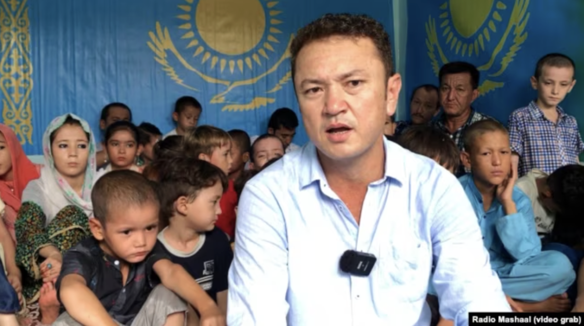 "Балаларымыз өзін қазақпын деп есептемейді". Пәкістандағы қазақтар Қазақстаннан күдерін үзді