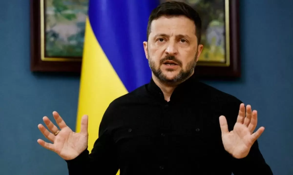 Зеленский қандай жағдайда президенттіктен кететінін айтты