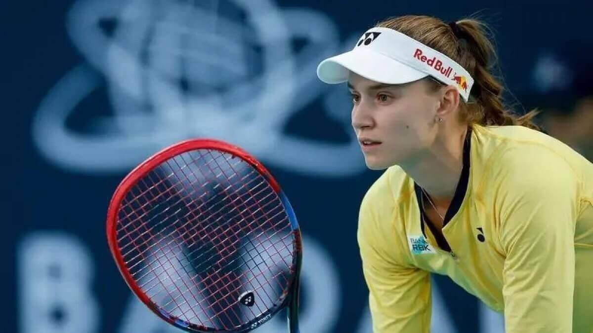 Теннисші Елена Рыбакина Қытайдағы ірі турнирді жеңіспен бастады