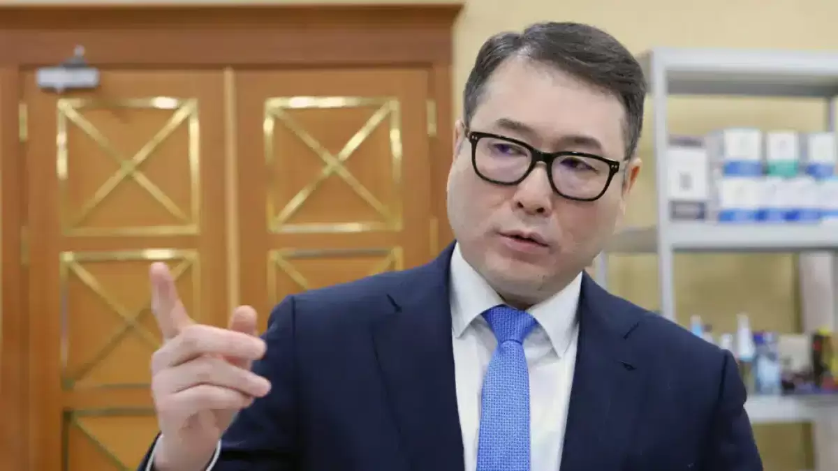 Елдегі қымбатшылыққа қарамастан, министр отставкаға кетуден қорықпайтынын айтты