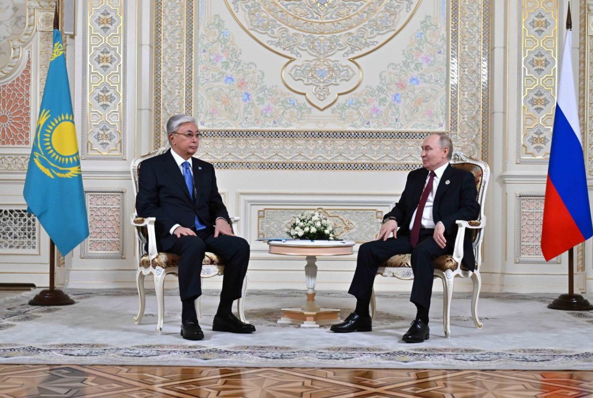Тоқаев Душанбеде Путинмен жеке кездесті
