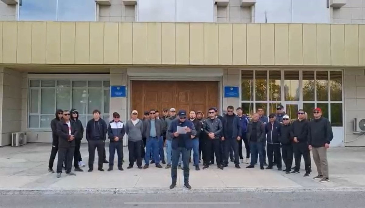Ақтауда жұмыссыз азаматтар үндеу жасап, Тоқаевтың араласуын сұрады