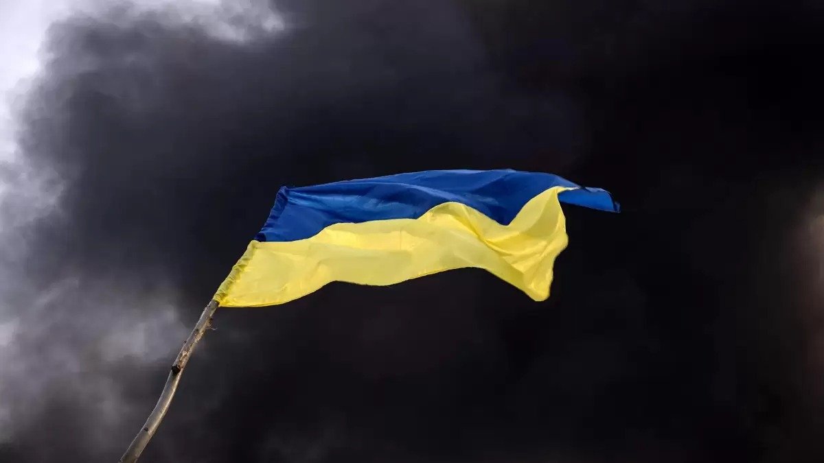Трамп Украинадағы соғысты екі апта ішінде аяқтауға болатынын айтты