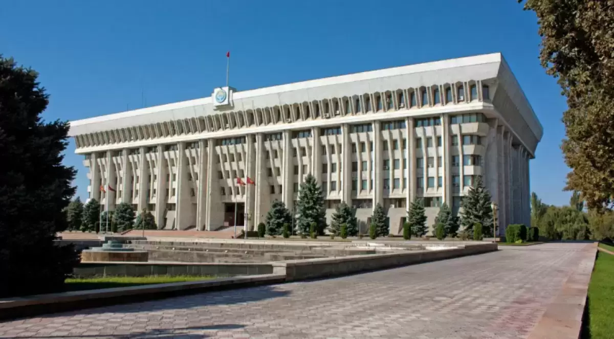 Қырғызстанда депутаттарға жалақы төлеу тоқтатылды