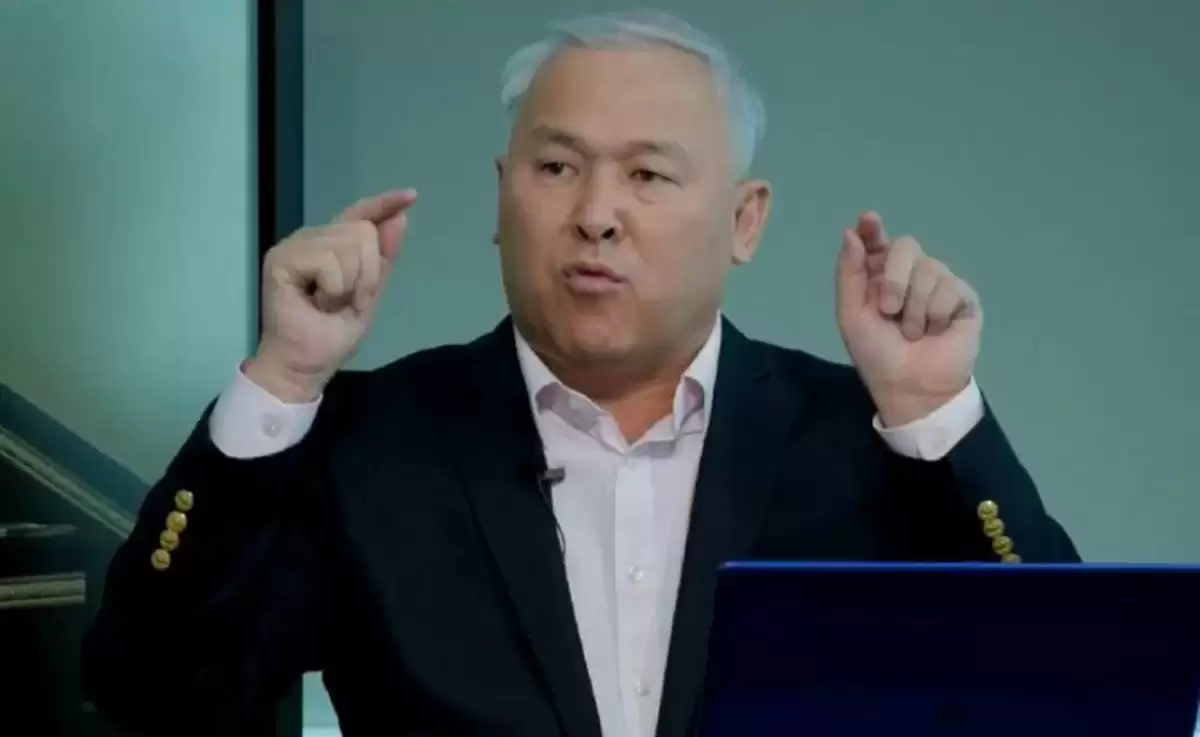 "Неге әлі жұмыстан қуылмаған?" - депутат мас күйде ұсталған судья туралы