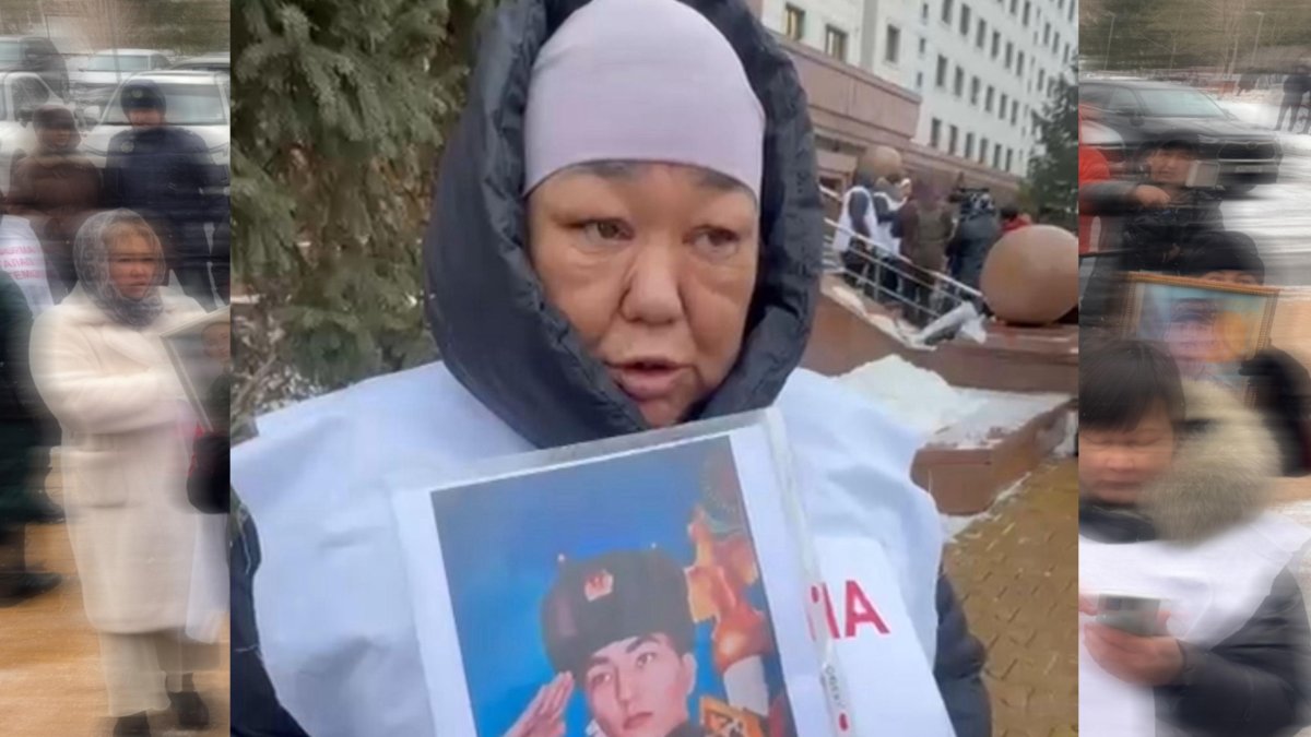 "Балам далада 20 минут жатқан" - әскерде қаза тапқан сарбаздың анасы