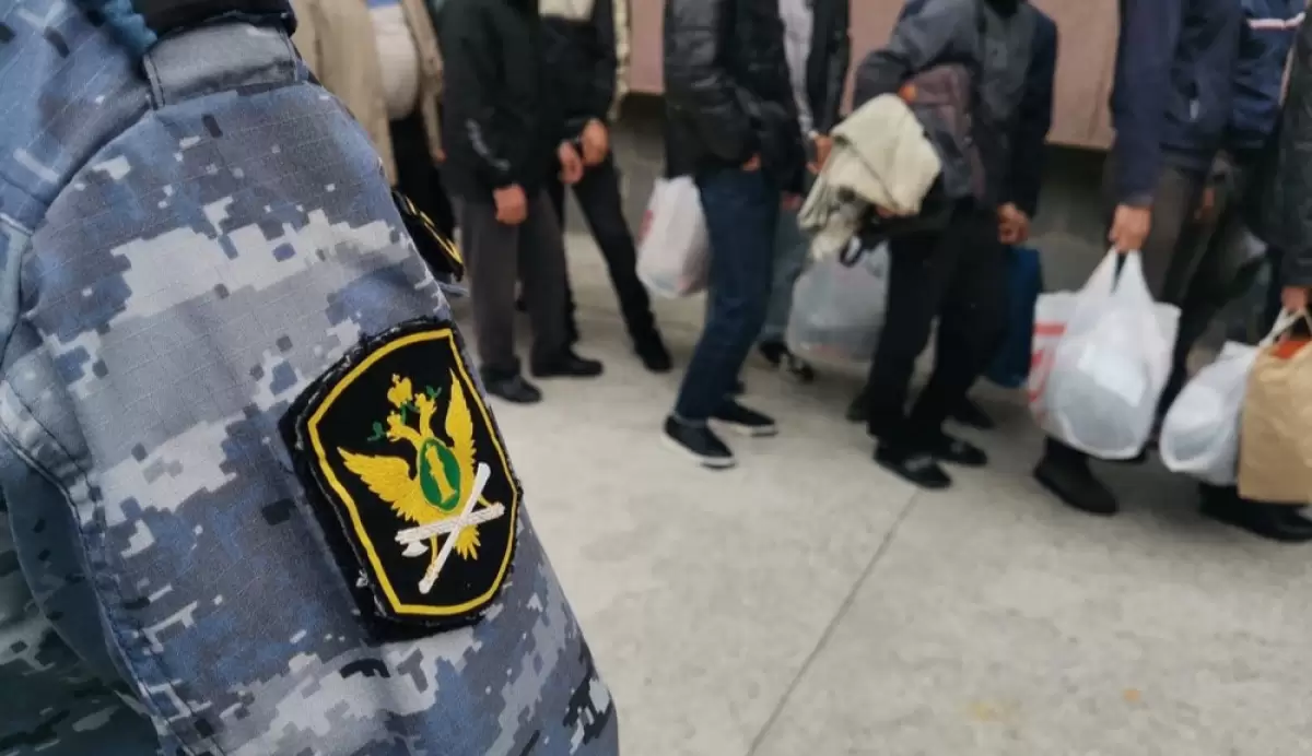 Ресей ондаған Қазақстан және Өзбекстан азаматтарын елден шығарды