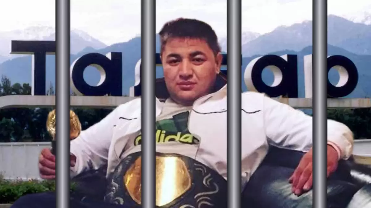 Сынған әйнек, үнсіз полиция, үрейлі сот хатшысы, залдан шығарылған журналистер: Хасан Қасымбаев сотының жай-жапсары