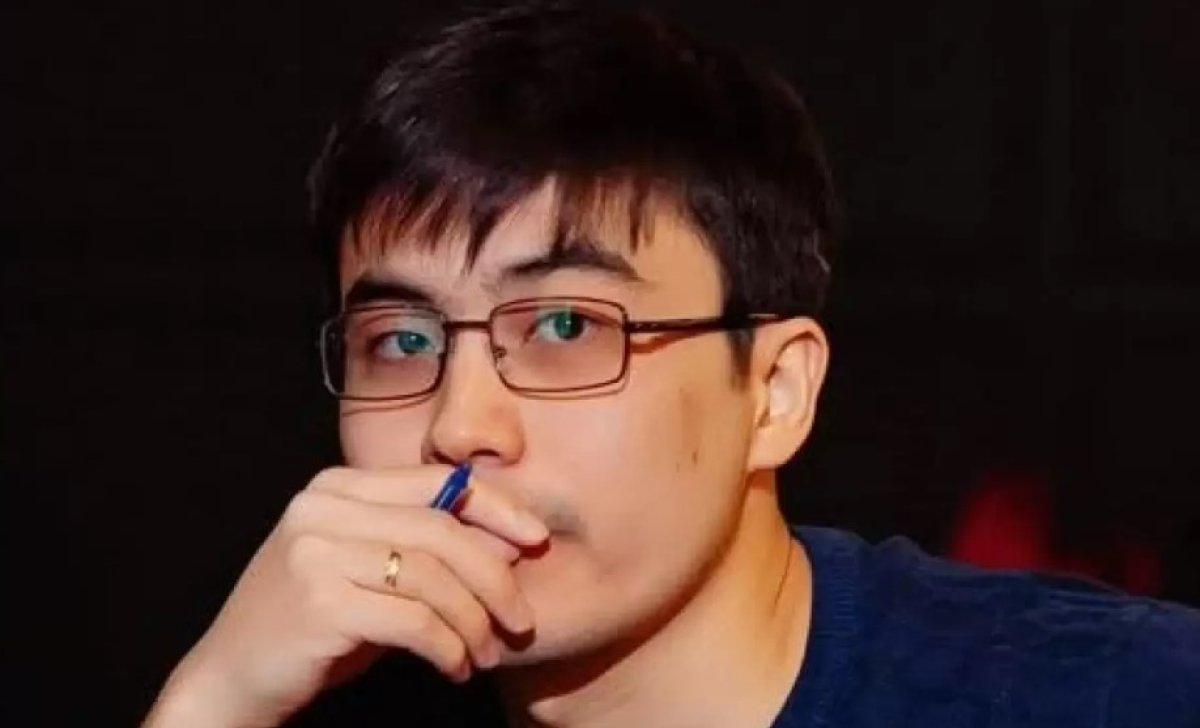 Ақшамды емес, шығармамды талдаңдар - жазушы өзіне шүйліккендерге жауап берді