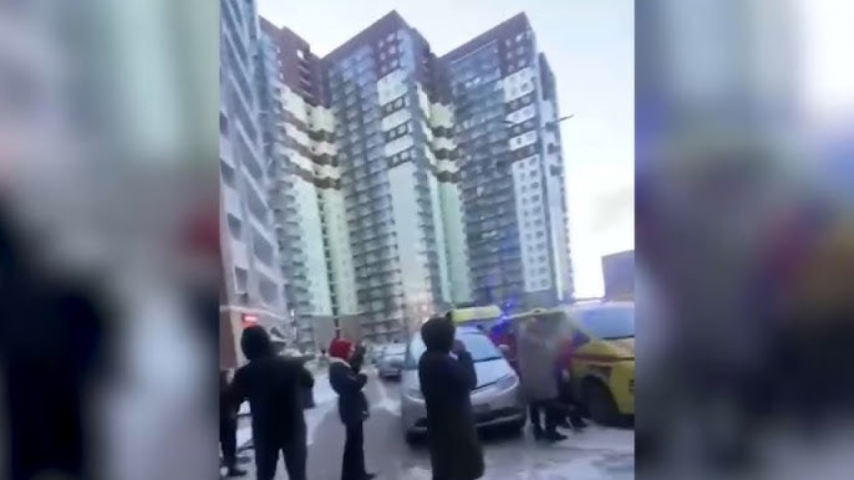 Астанада лифт құлап, адам қаза тапты: экс-депутат тұрғындарды кінәлады