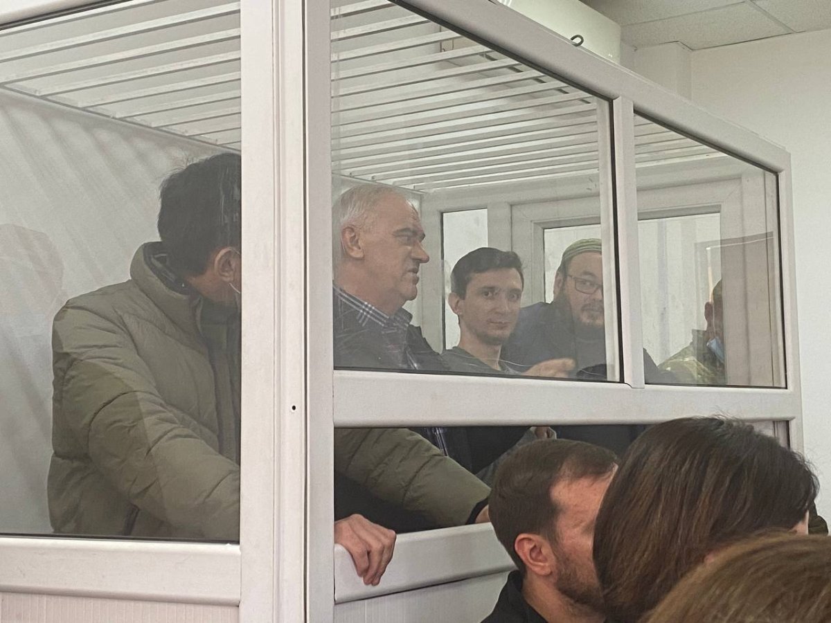 Үкім оқылмай қалғаннан кейін блогер Дамир Көшеевтің соты қайта жалғасты