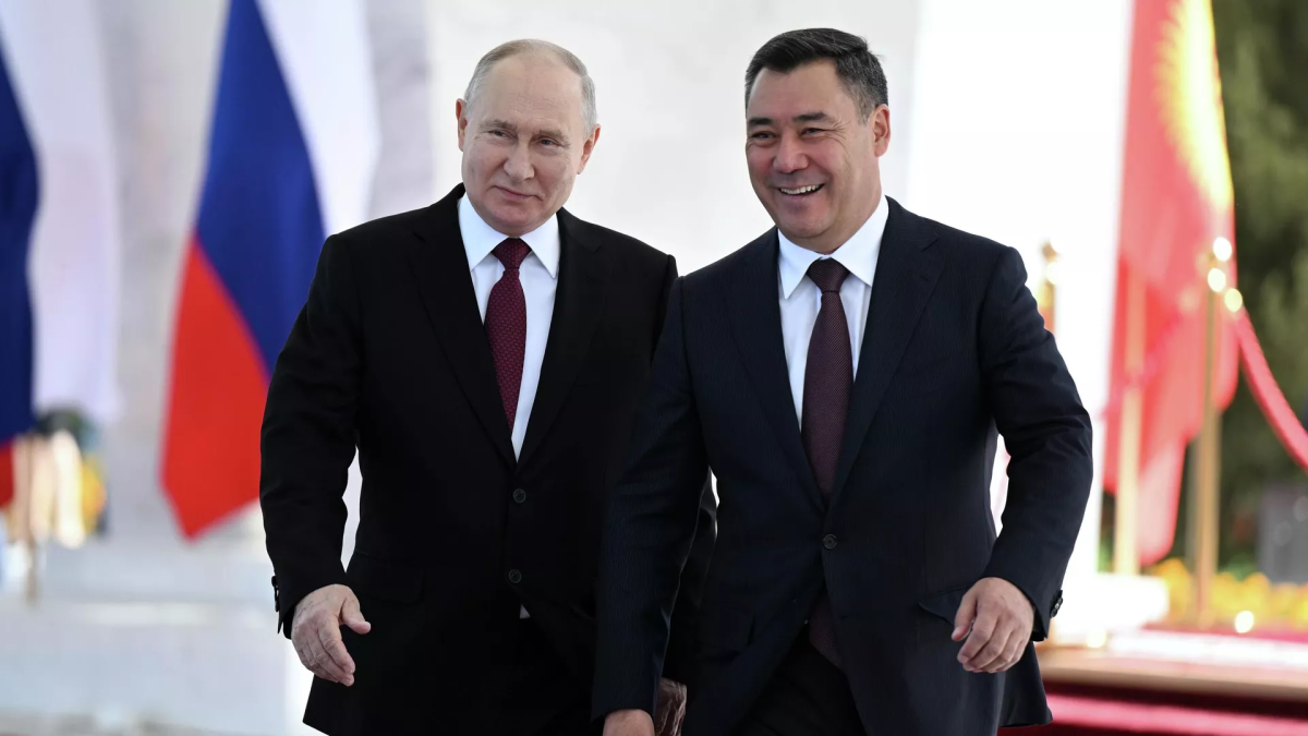 Путин Қырғызстанда жүр