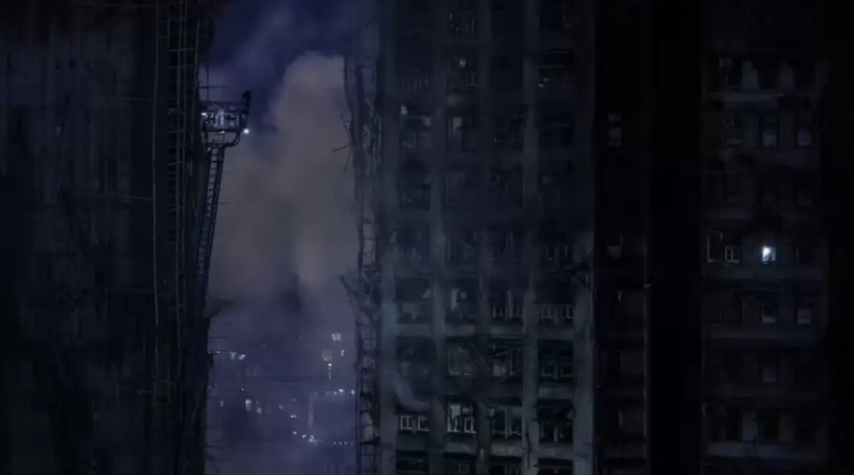 Гонконг тұрғын үйіндегі өрт: кемінде 94 адам қаза тапты