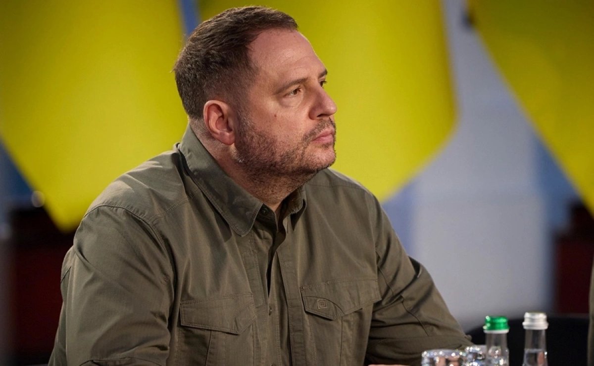 Украина президенті кеңсесінің басшысы Ермактың үйінде тінту жүргізілді