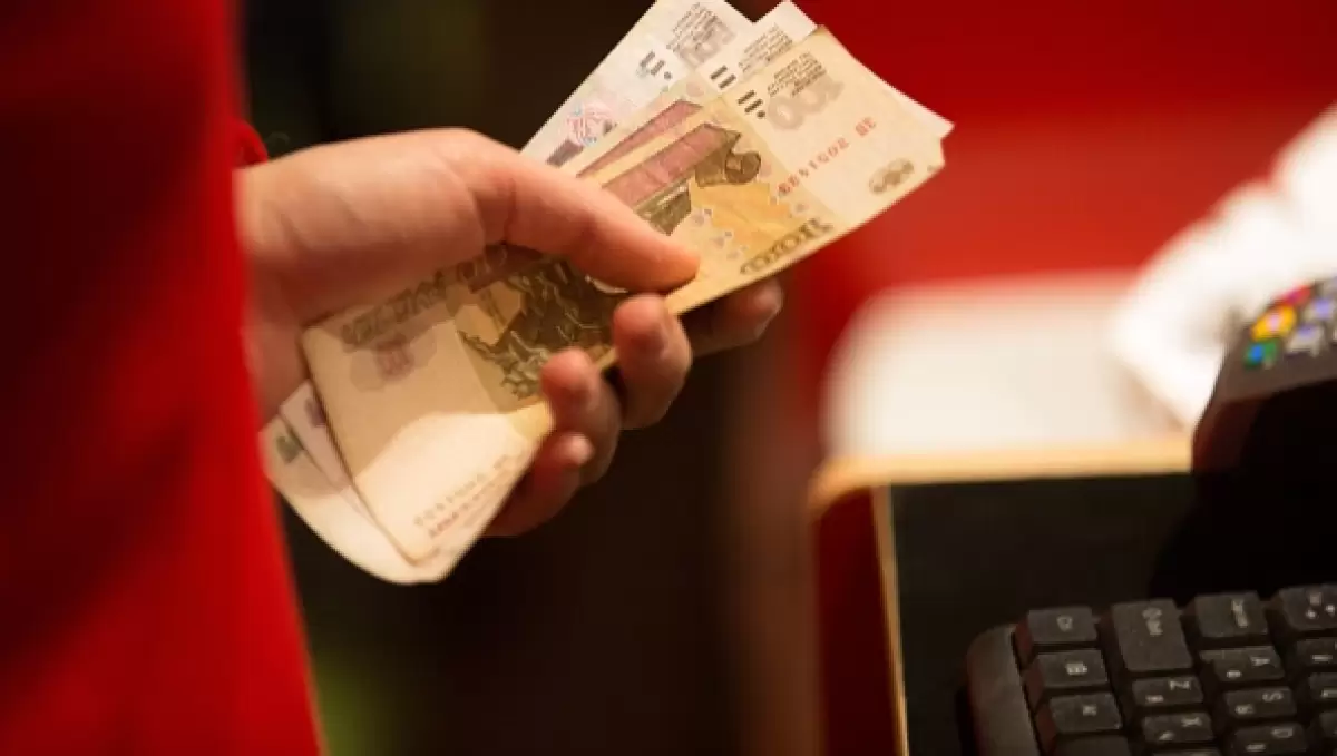 Қазақстанда тағы бір дүкен рубльмен саудаласқан