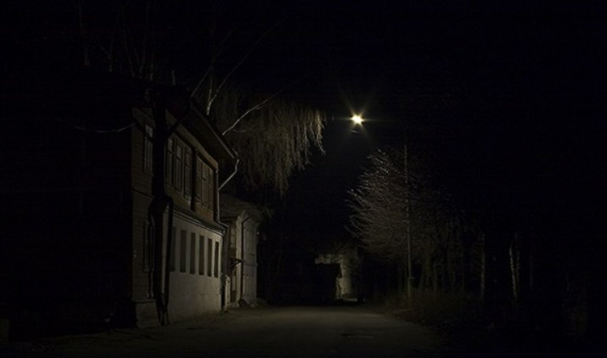 Жел тұрғанға құлаған - Қарағандыда бүтін ауыл жарықсыз қалған