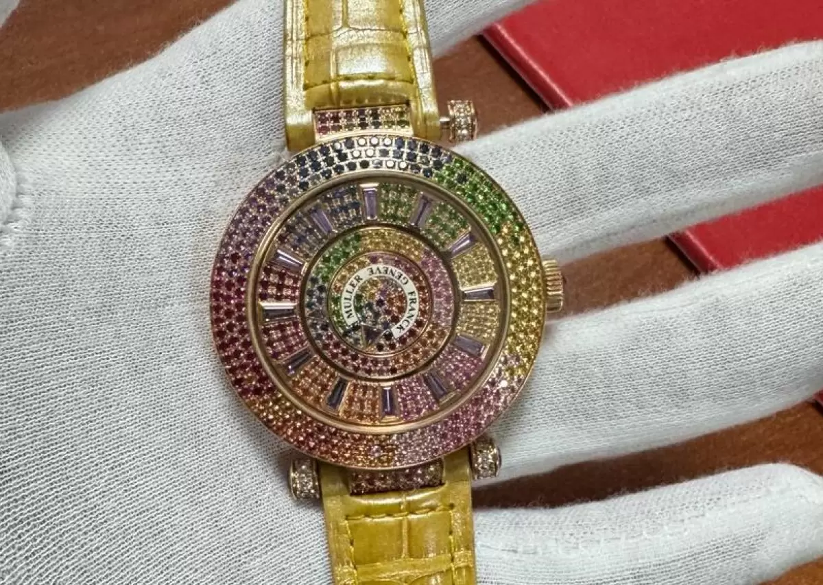 Қазақстандық олигархтардың әшекейлері аукционға шығарылды