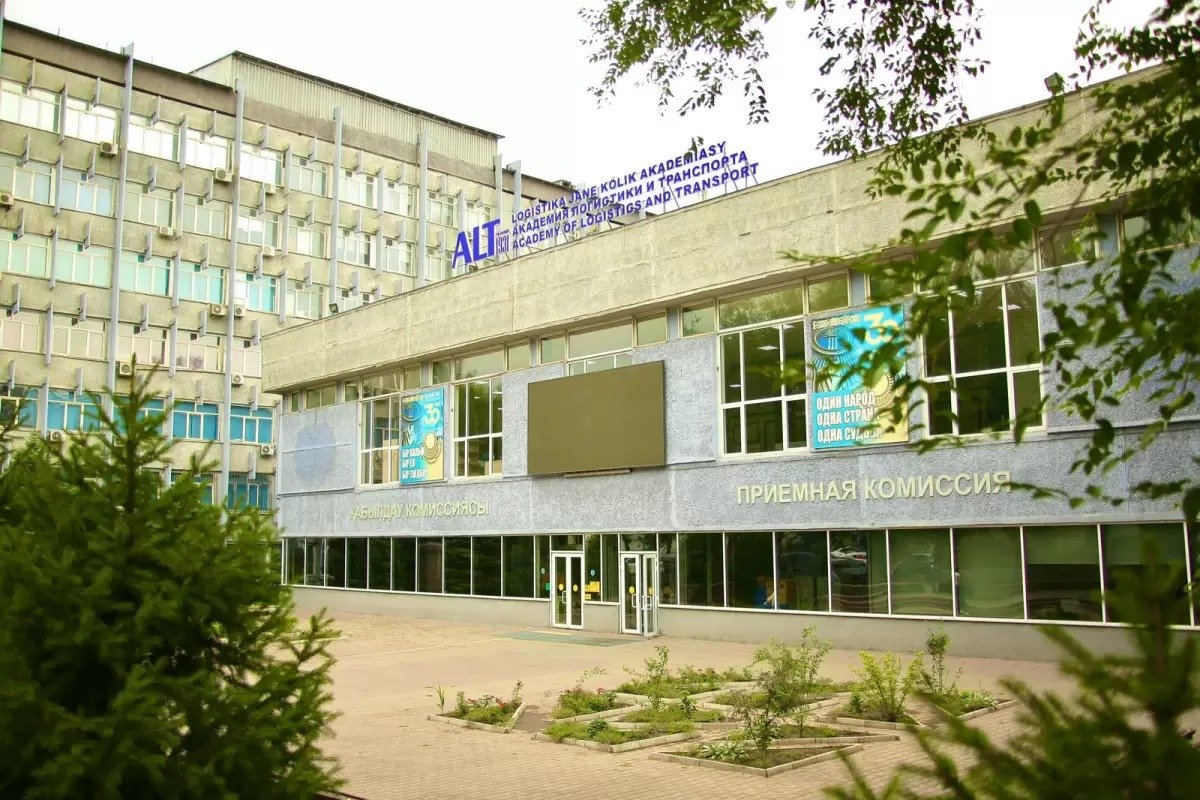 Алматыда студент оқытушыны пышақтаған – БАҚ