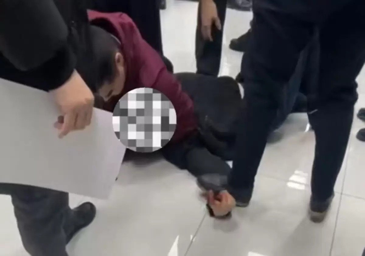 Алматыда студент оқытушыны пышақтады: қылмыстық іс қозғалды