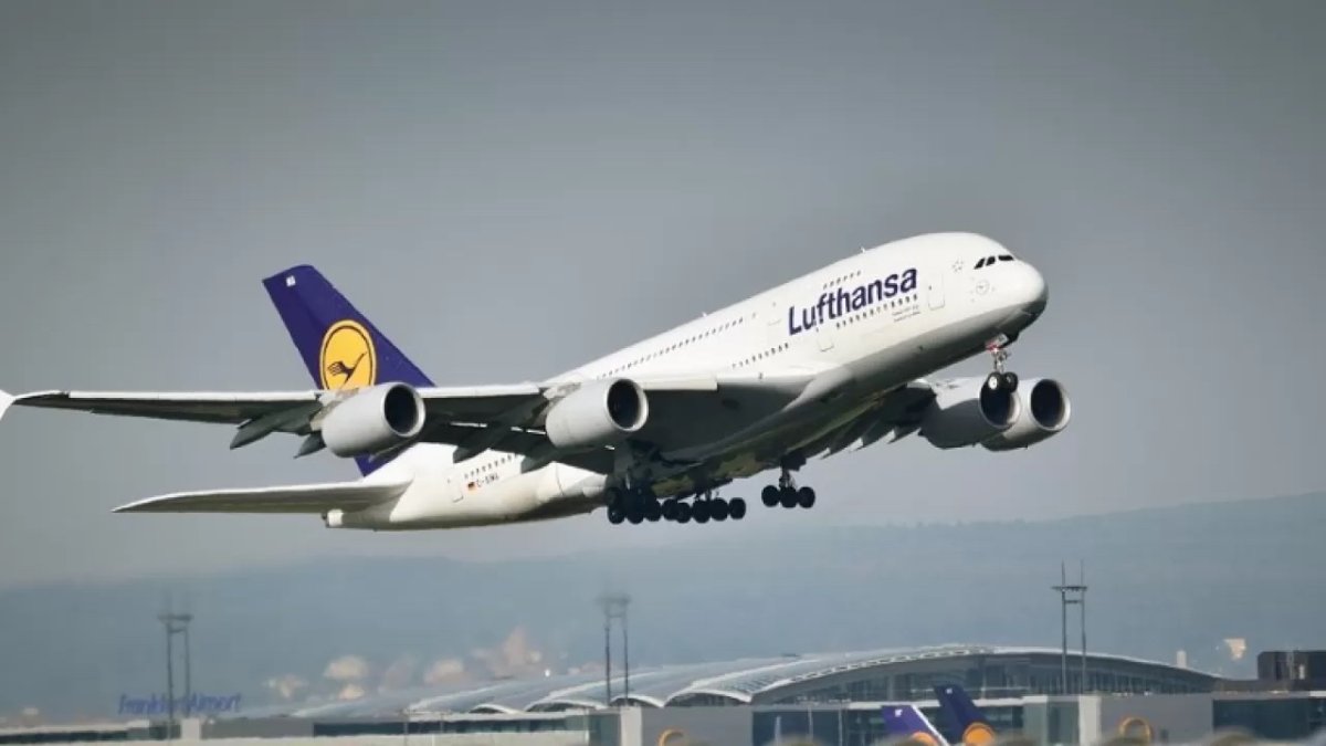 Lufthansa әуе компаниясының ұшағы Алматыға не себепті шұғыл қонғаны белгілі болды